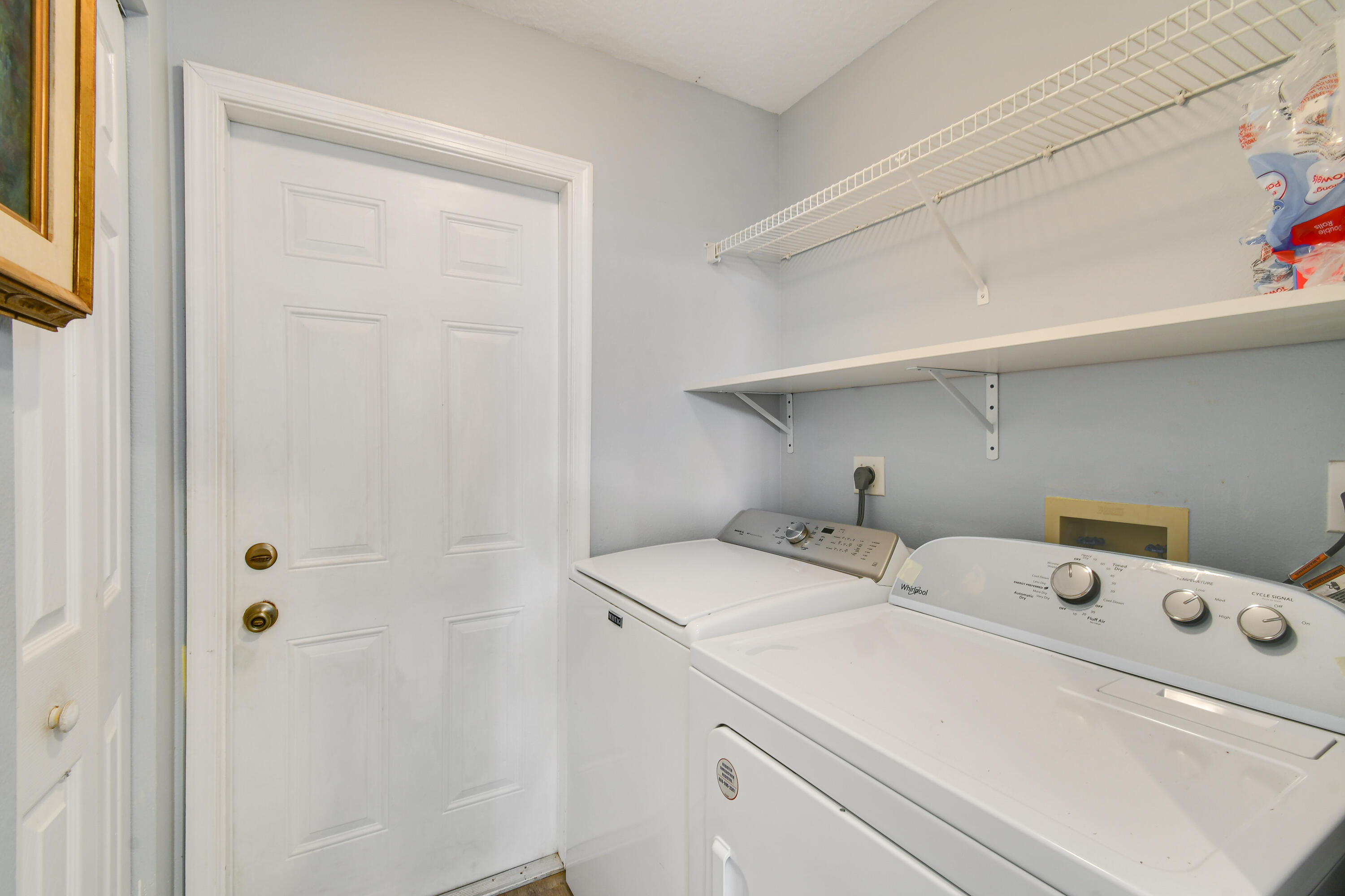 WELLINGTONS EDGE - Residential