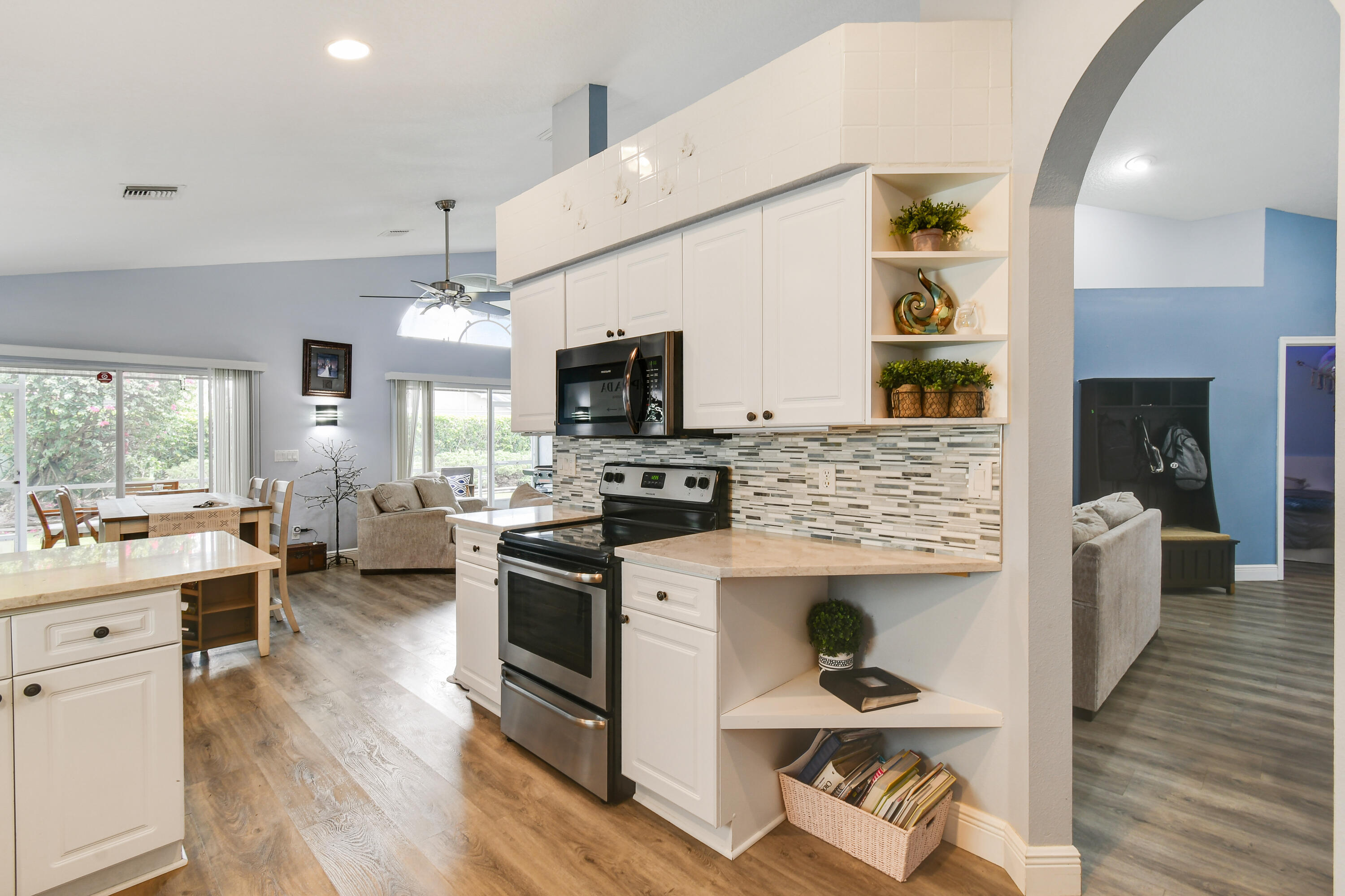 WELLINGTONS EDGE - Residential