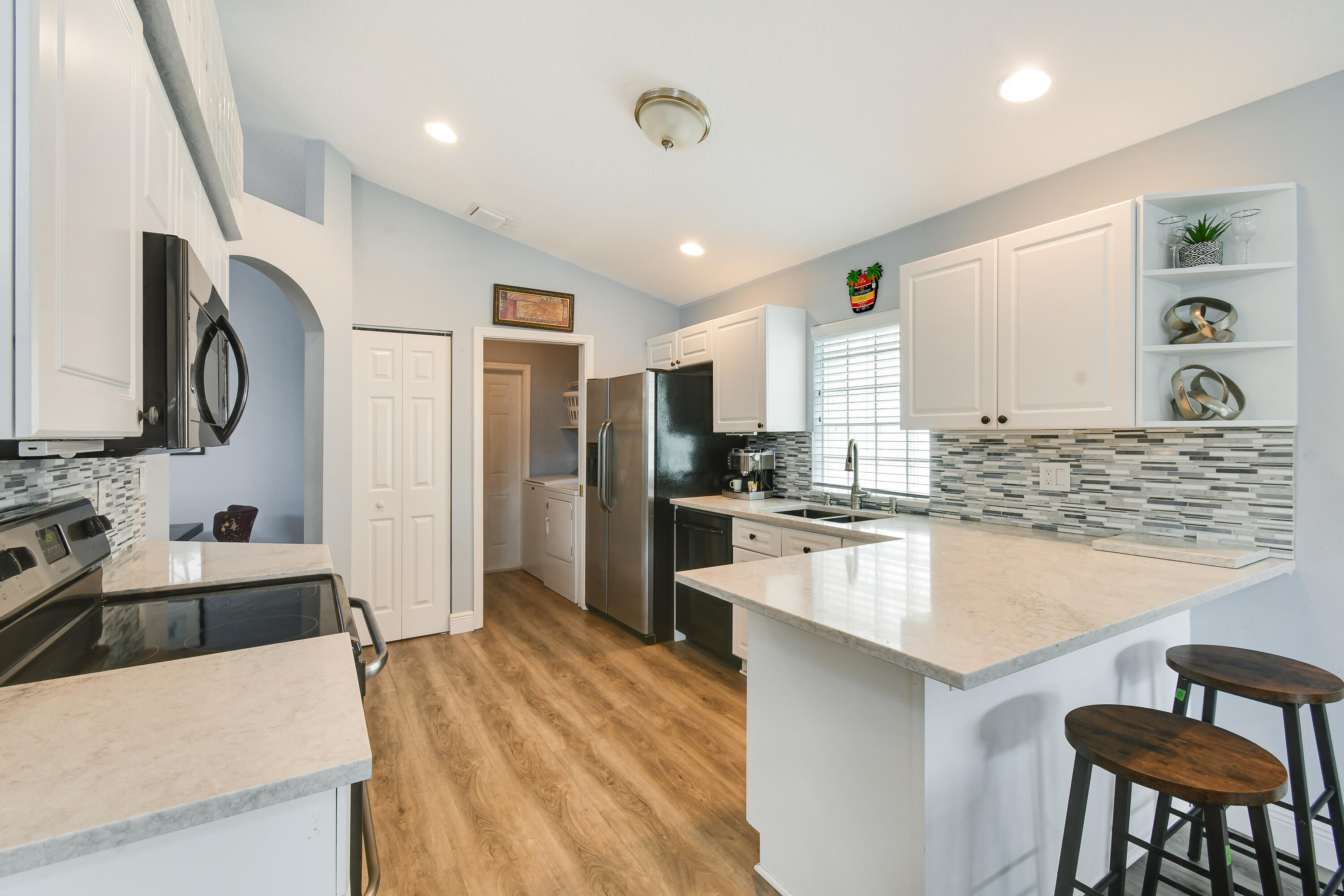 WELLINGTONS EDGE - Residential