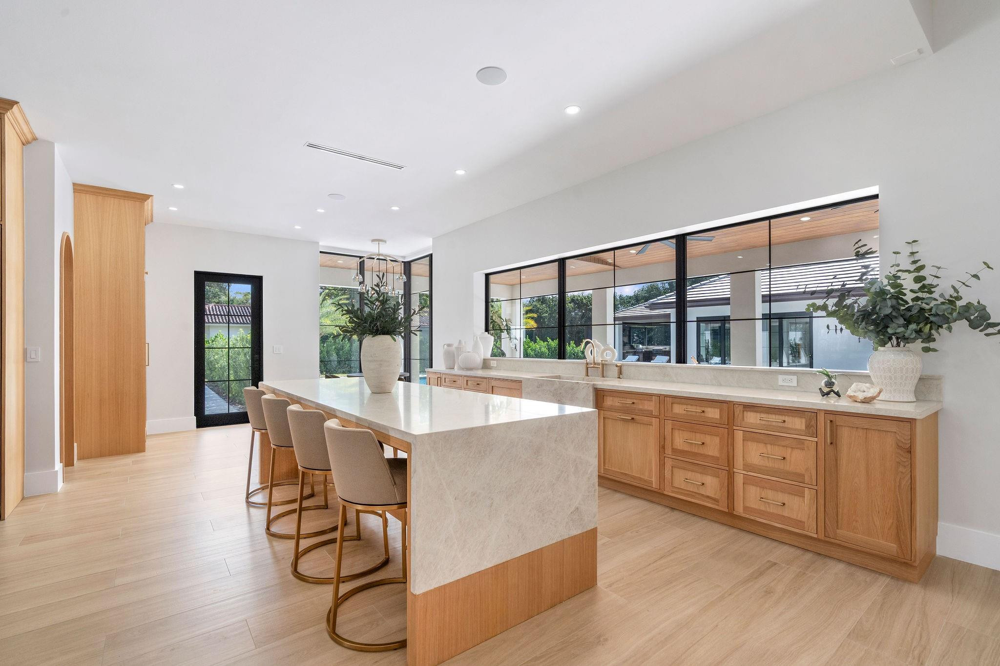 SUNSHINE RANCHES - Residential