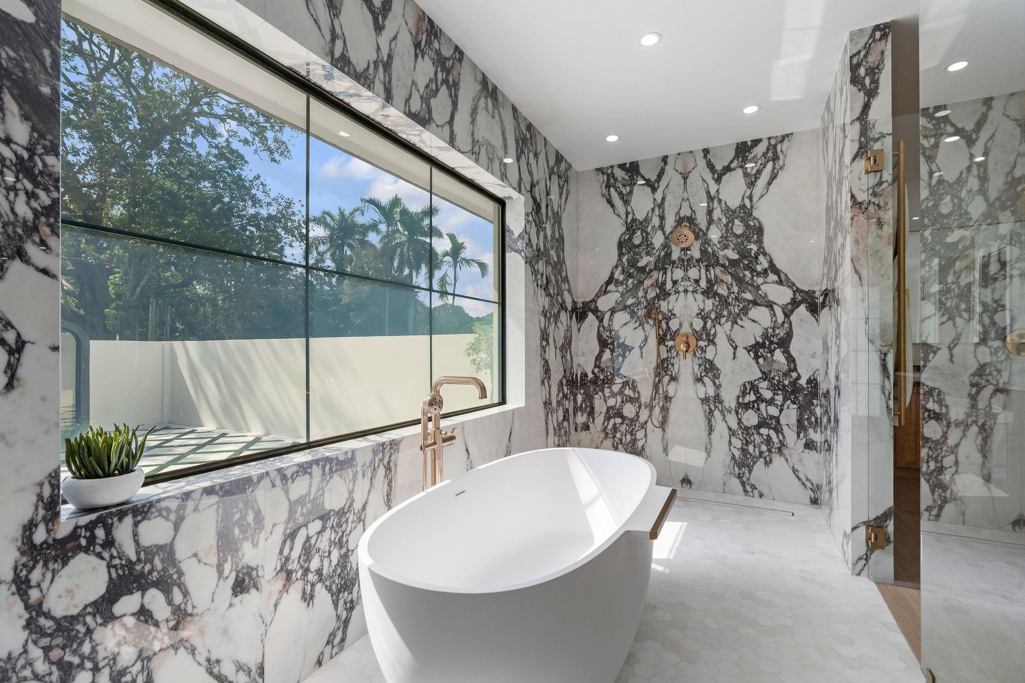 SUNSHINE RANCHES - Residential