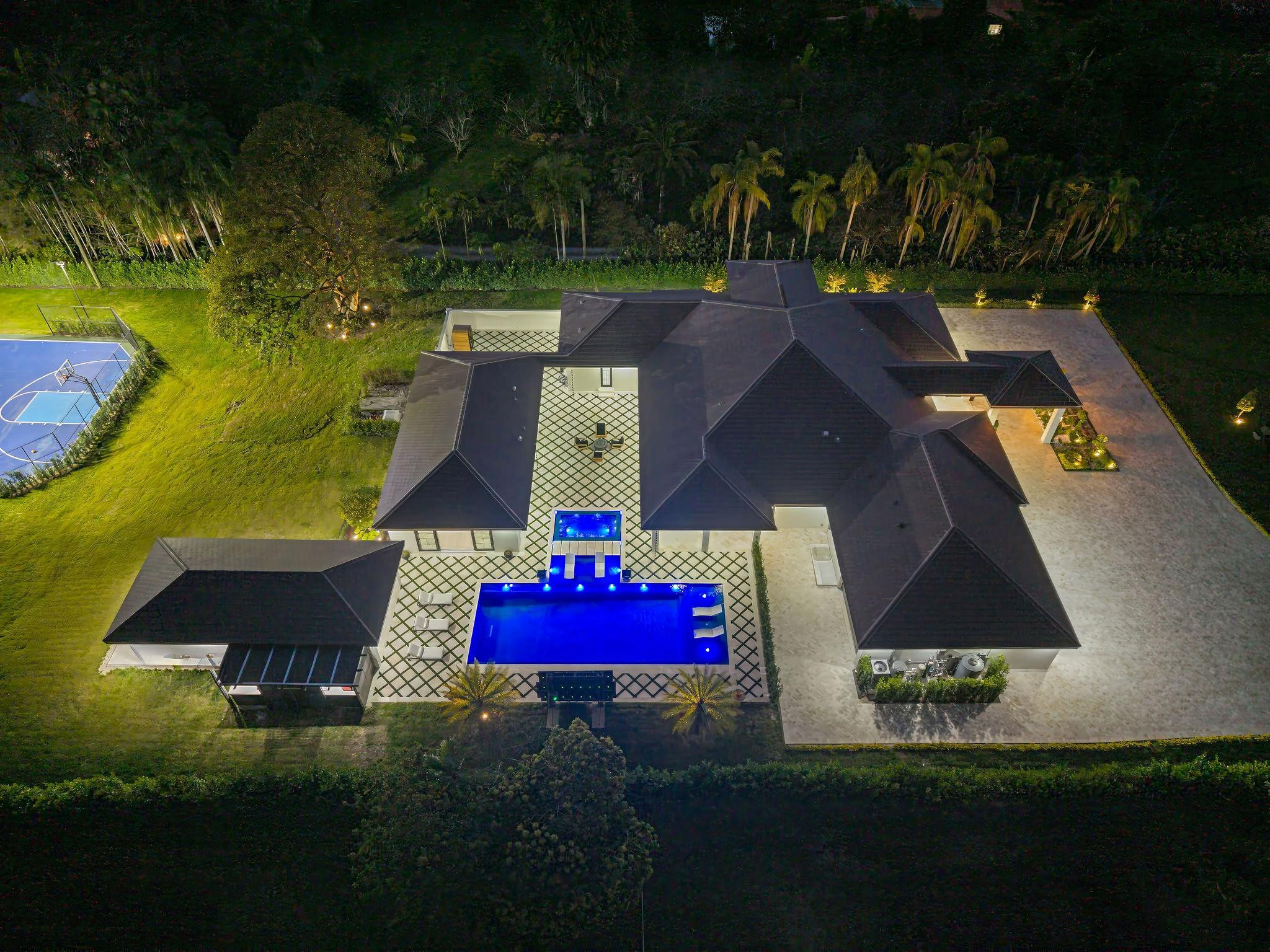 SUNSHINE RANCHES - Residential