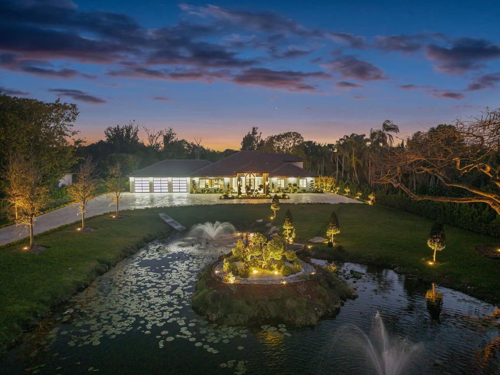 Photo of 13110 Mustang Trail, Southwest Ranches, FL 33330 (MLS # F10552563)