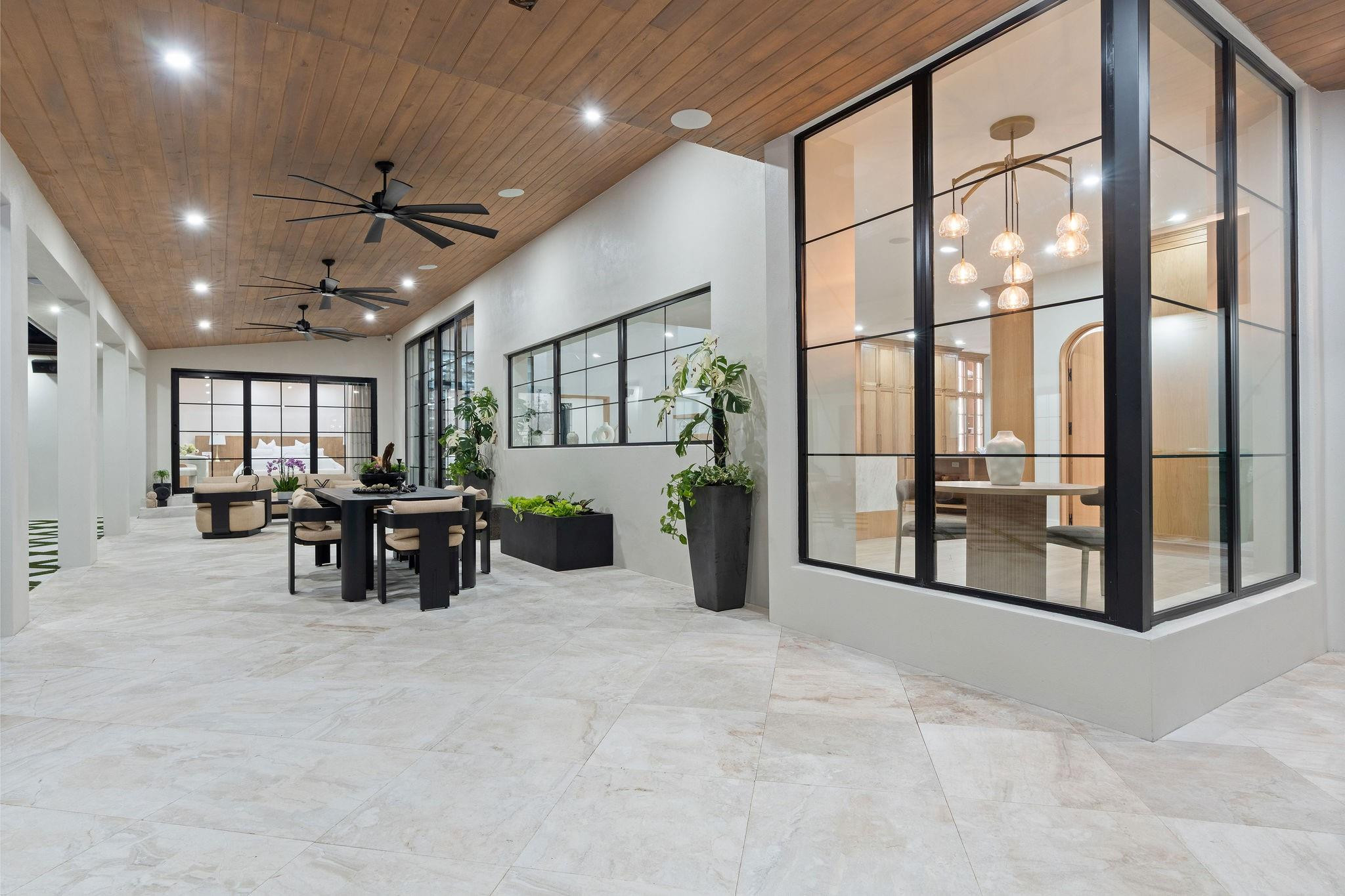 SUNSHINE RANCHES - Residential