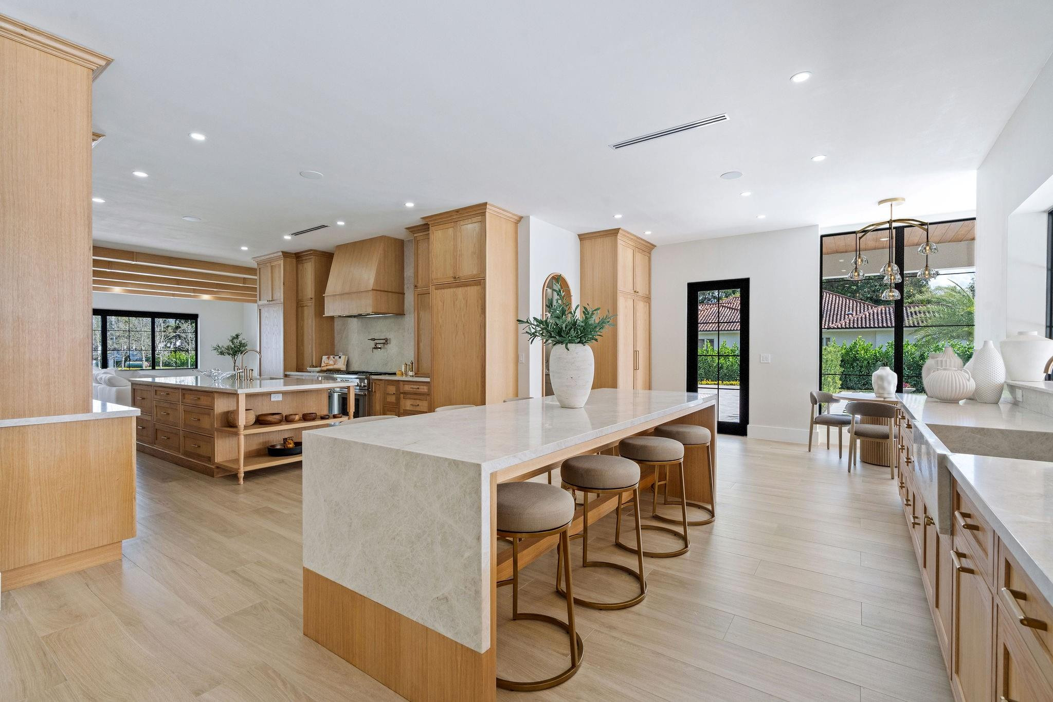 SUNSHINE RANCHES - Residential