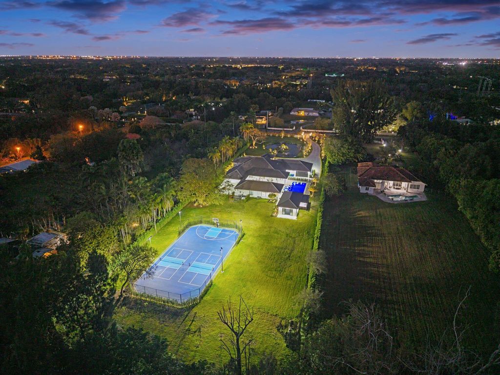 Photo of 13110 Mustang Trail, Southwest Ranches, FL 33330 (MLS # F10552563)