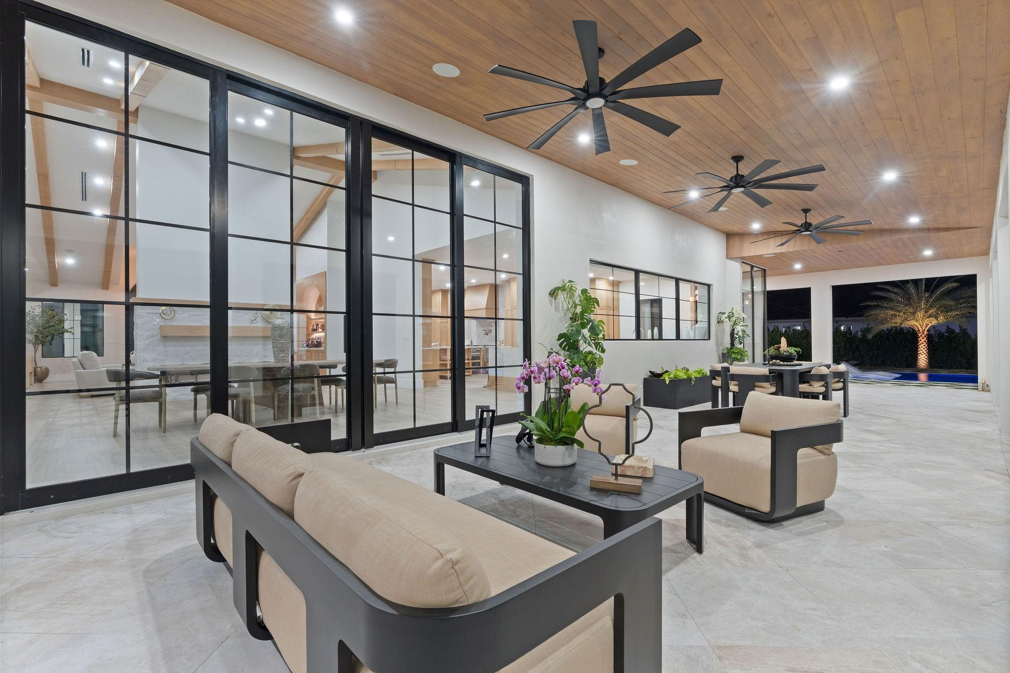 SUNSHINE RANCHES - Residential