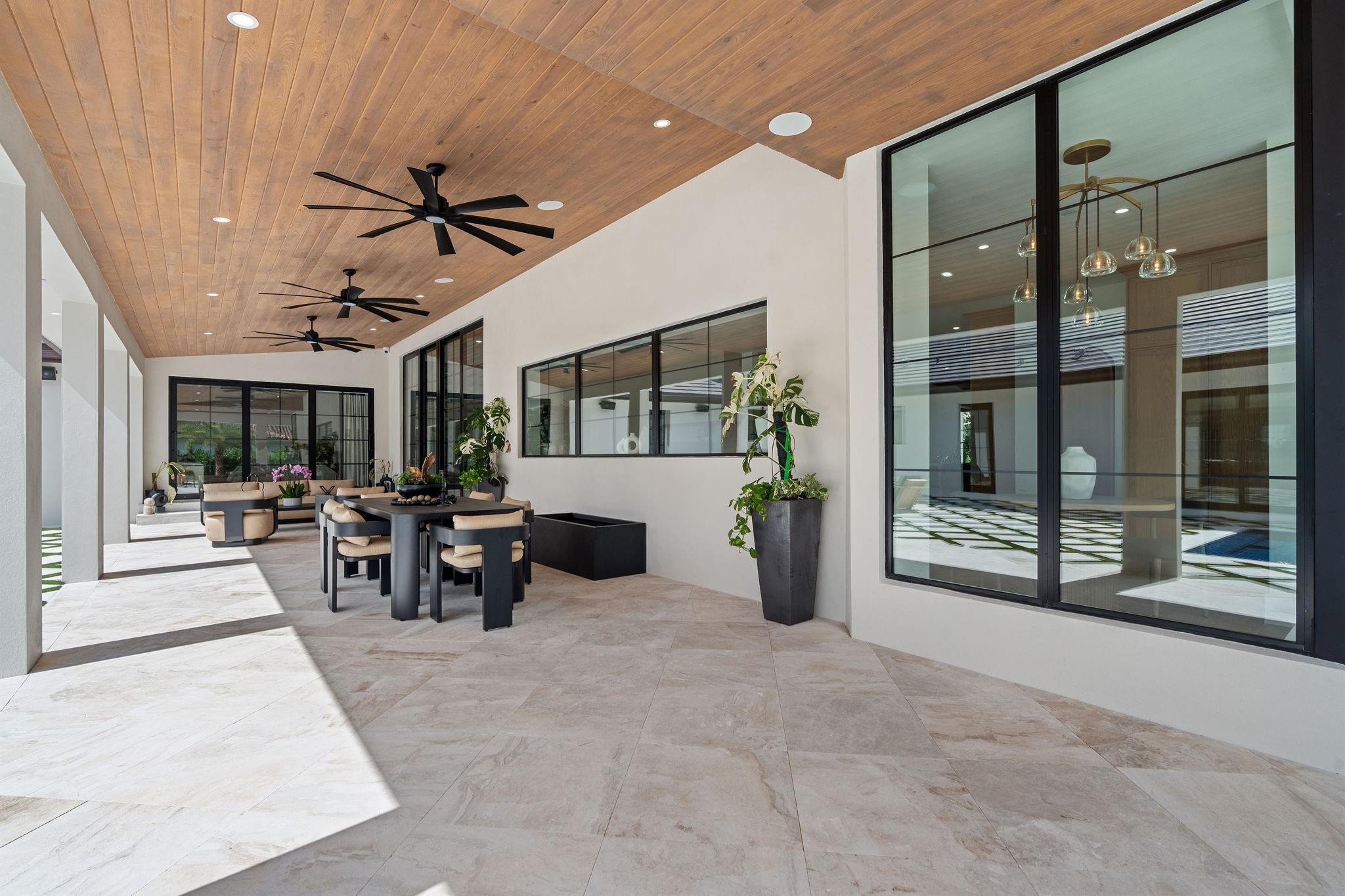 SUNSHINE RANCHES - Residential