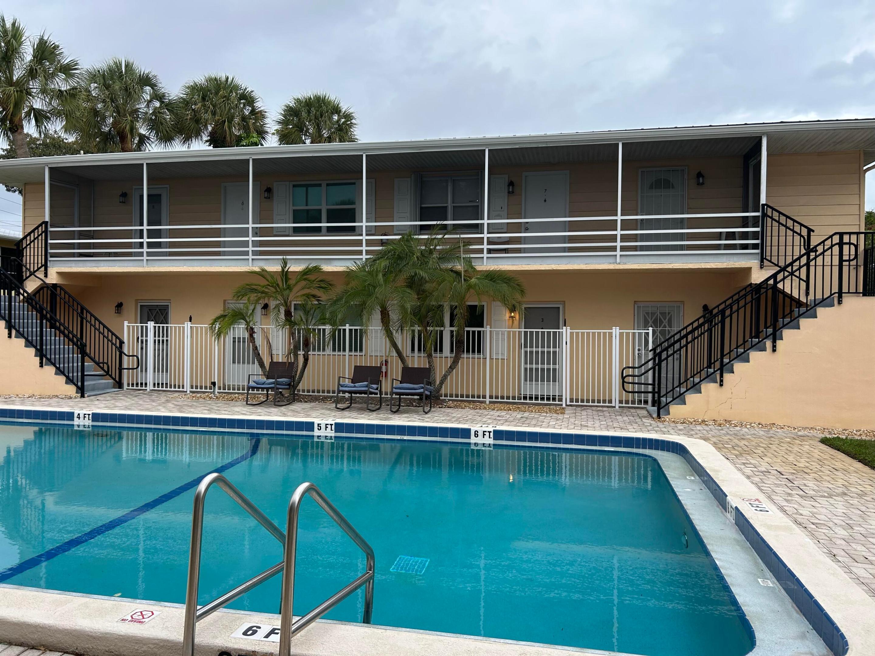 IMPERIAL APARTMENT CONDO - Residential