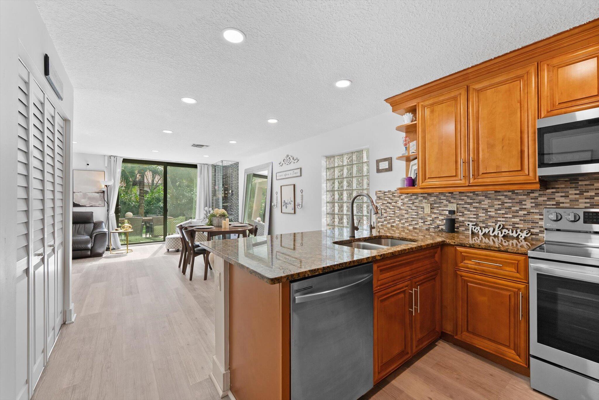 MINTO PLANTATION 1 - Residential