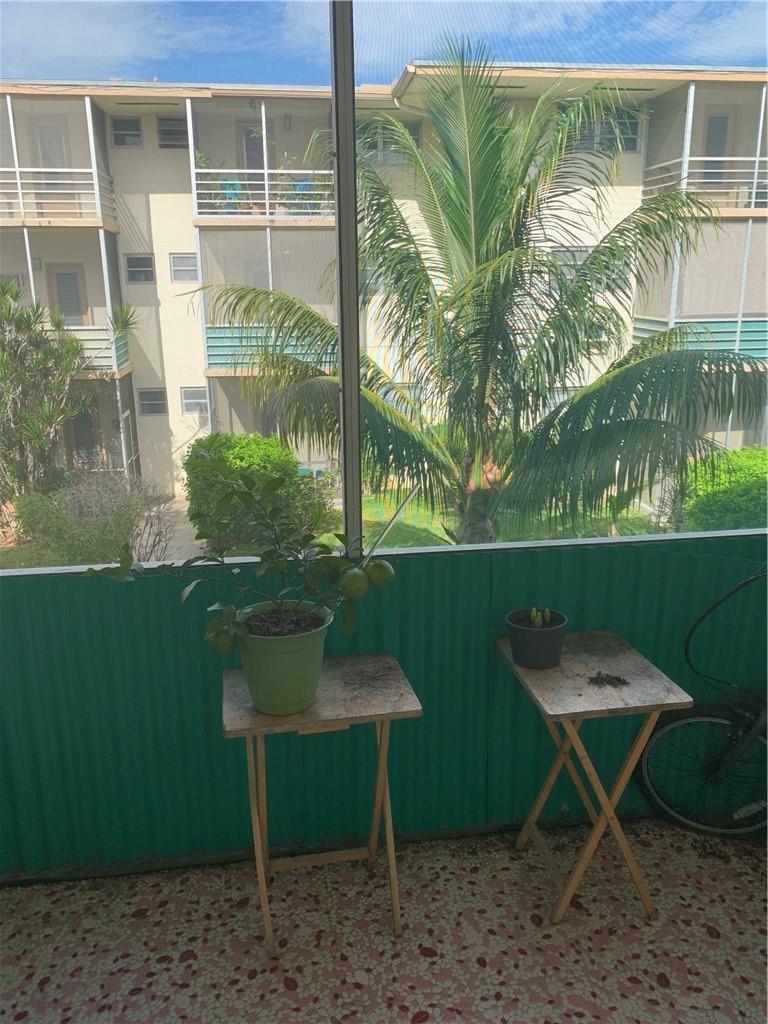 Mar-Len Gardens - Residential