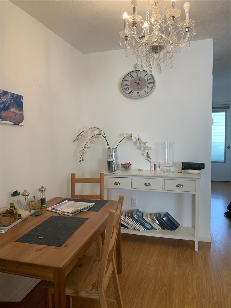 Mar-Len Gardens - Residential