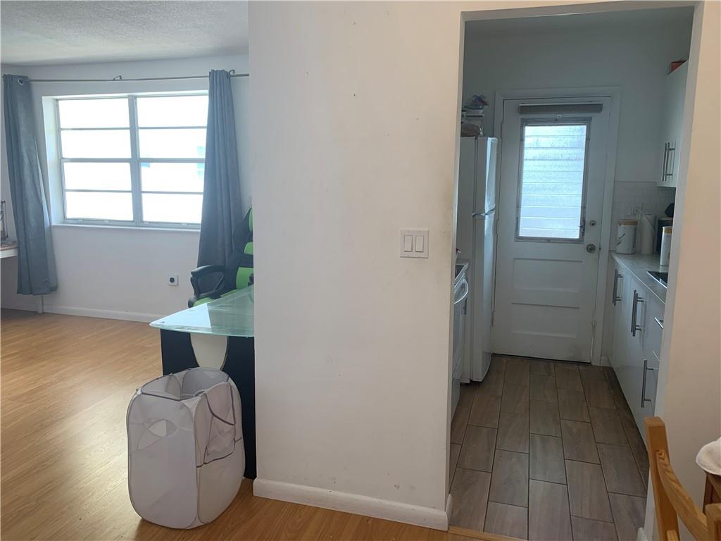 Mar-Len Gardens - Residential