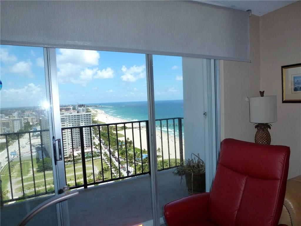 POMPANO BEACH CLUB - Residential