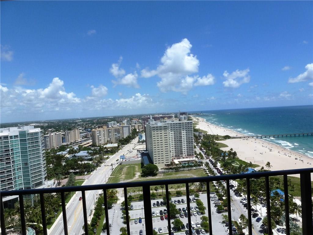 POMPANO BEACH CLUB - Residential