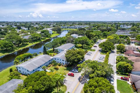 A home in Deerfield Beach