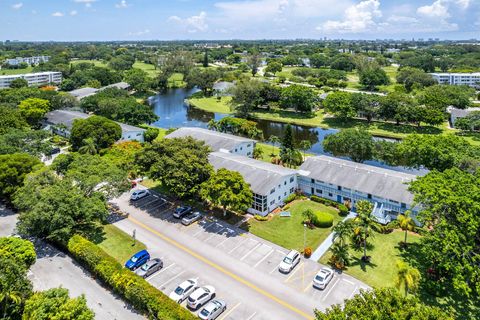 A home in Deerfield Beach