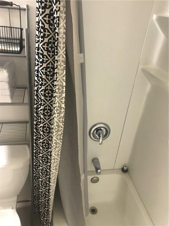 Pine Lake #4 Condo - Residential Lease