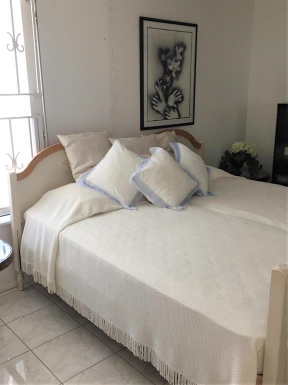 HILLSBORO LANDINGS 2 - Residential