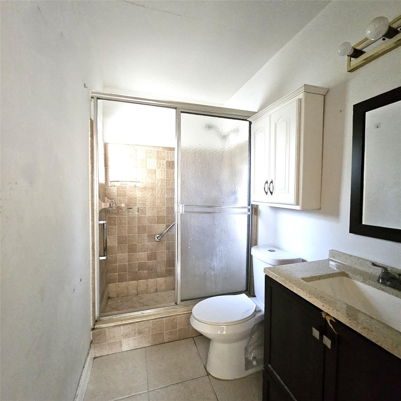 PLANTATION COURT - Residential