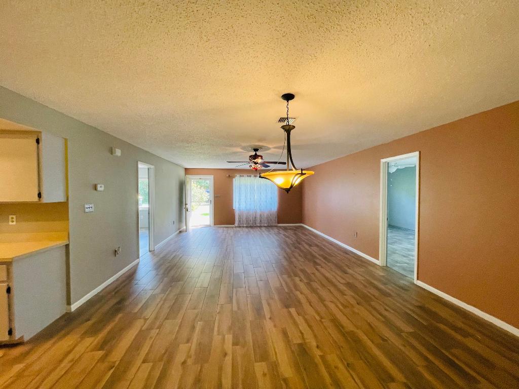 HIGHLANDS PARK EST SEC F - Residential