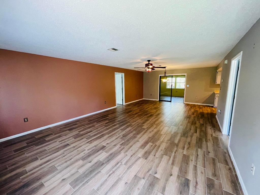 HIGHLANDS PARK EST SEC F - Residential