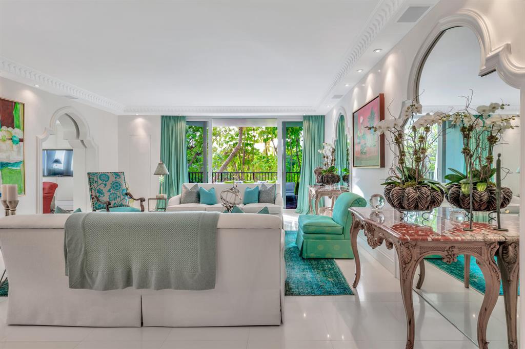 DUNSTER HOUSE CONDO - Residential