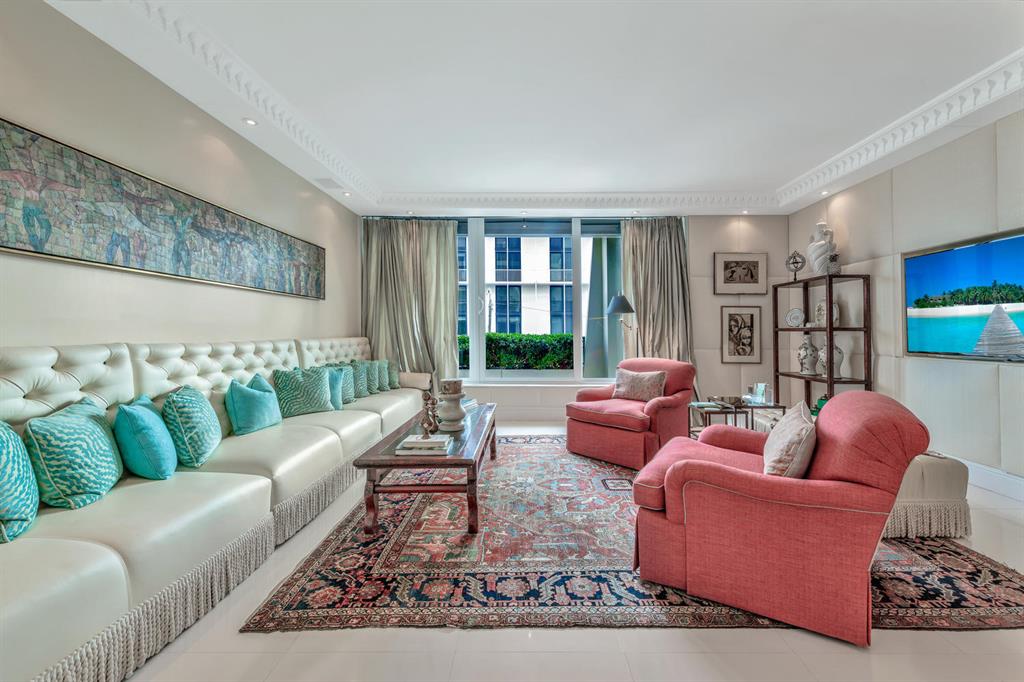 DUNSTER HOUSE CONDO - Residential