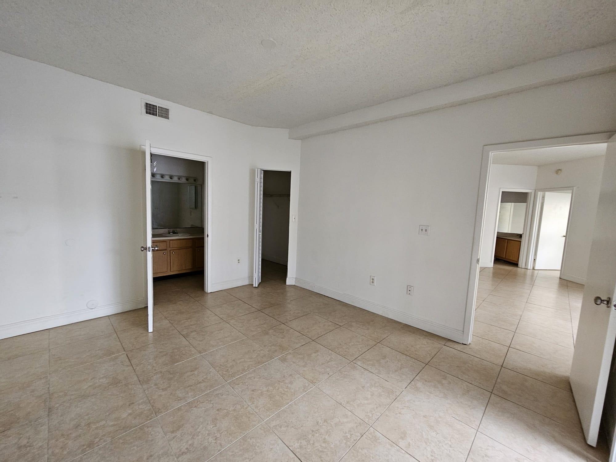 Marina Oaks Condo - Residential Lease