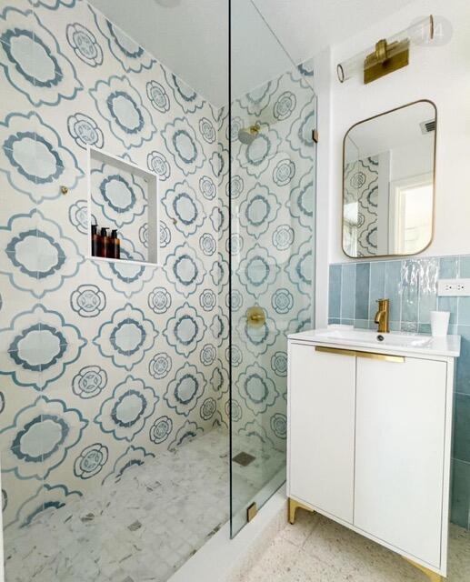 TOLEDO - Residential Lease