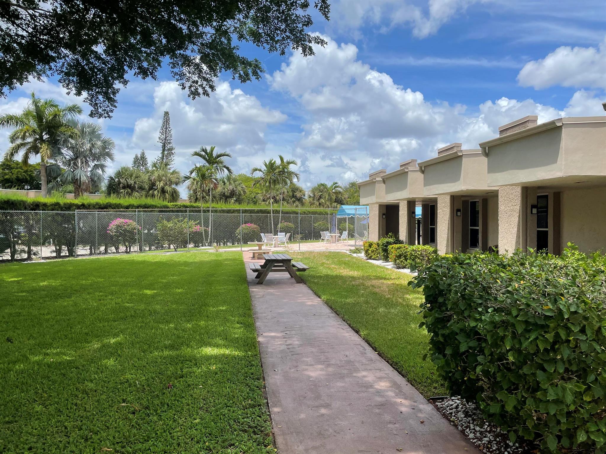 200 Bonnie Boulevard 123