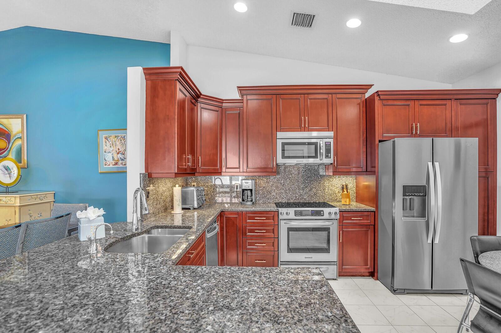HUNTINGTON POINTE - Residential Lease