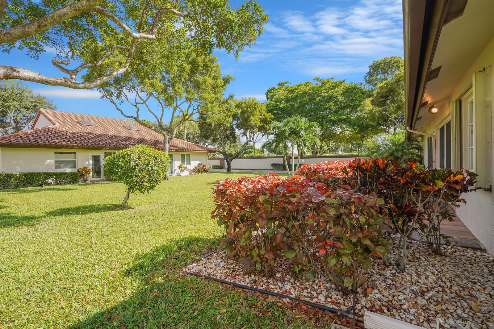 HUNTINGTON POINTE - Residential Lease