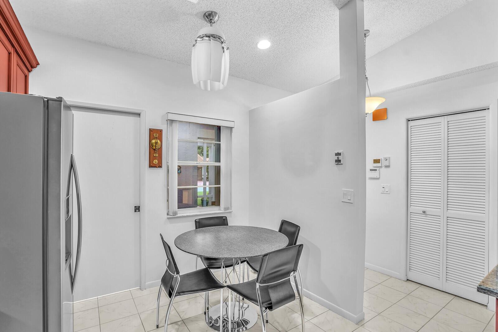 HUNTINGTON POINTE - Residential Lease