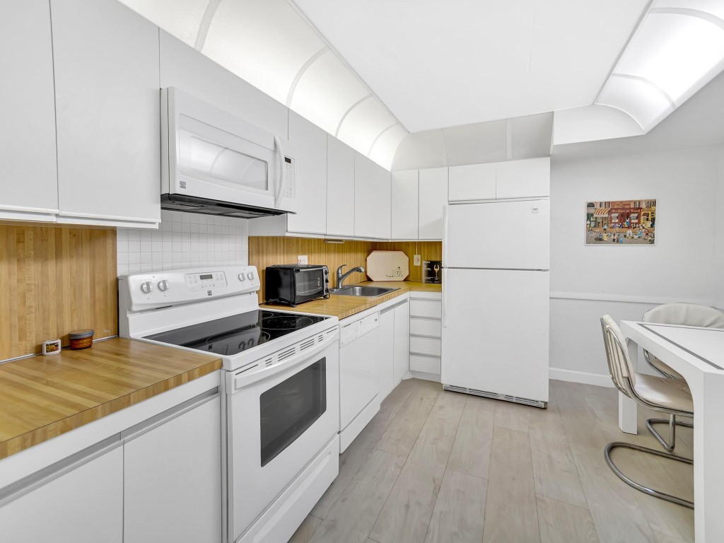 Catania Condo - Residential Lease