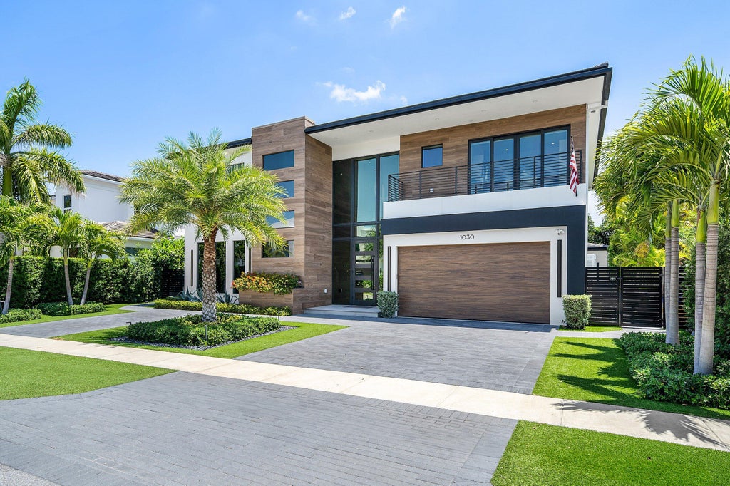 Photo of 1030 NE 2nd Terrace, Boca Raton, FL 33432 (MLS # B26075981)