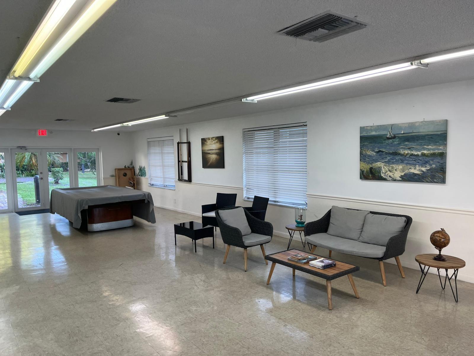 Lighthouse Point Plaza Co - Residential Lease