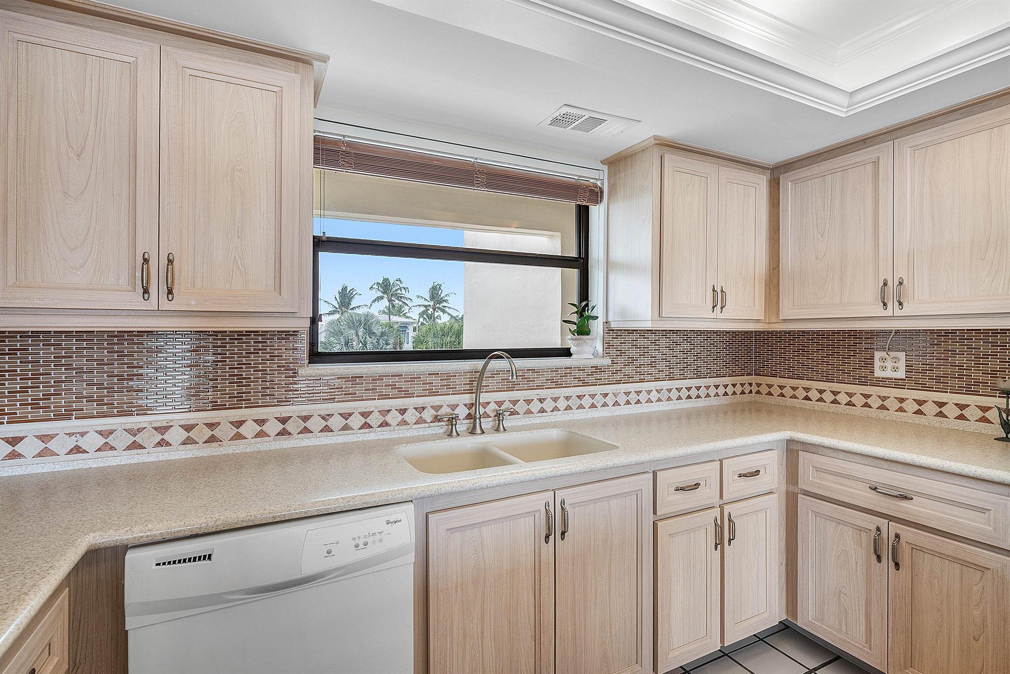 BELLAMAR HOUSE CONDO - Residential Lease