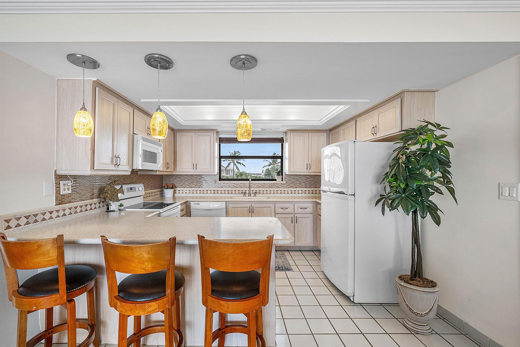 BELLAMAR HOUSE CONDO - Residential Lease