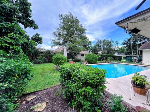 Tiny photo for 569 DOLLARSPOT Court, Wellington, FL 33414 (MLS # B26070660)