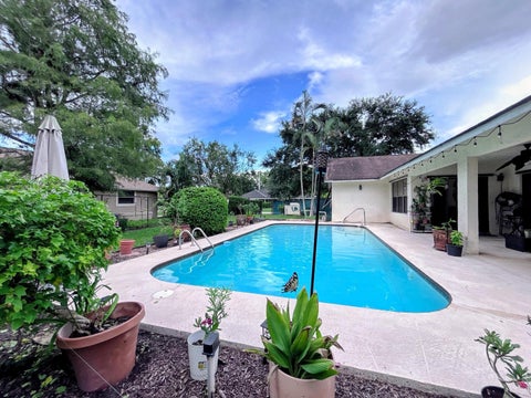Tiny photo for 569 DOLLARSPOT Court, Wellington, FL 33414 (MLS # B26070660)