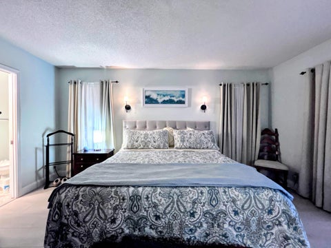 Tiny photo for 569 DOLLARSPOT Court, Wellington, FL 33414 (MLS # B26070660)