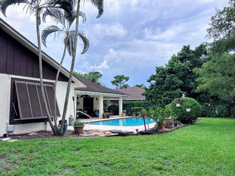 Tiny photo for 569 DOLLARSPOT Court, Wellington, FL 33414 (MLS # B26070660)
