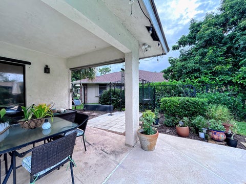 Tiny photo for 569 DOLLARSPOT Court, Wellington, FL 33414 (MLS # B26070660)