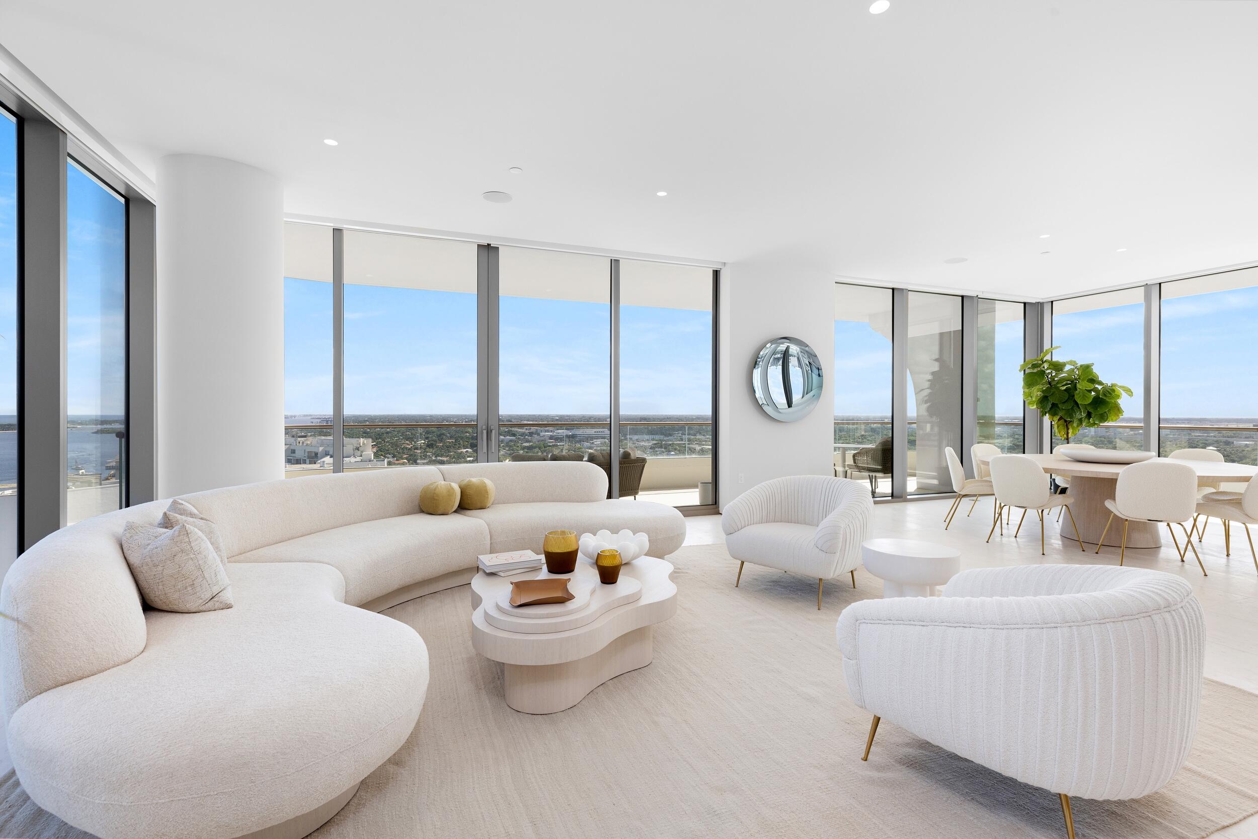 La Clara - Residential