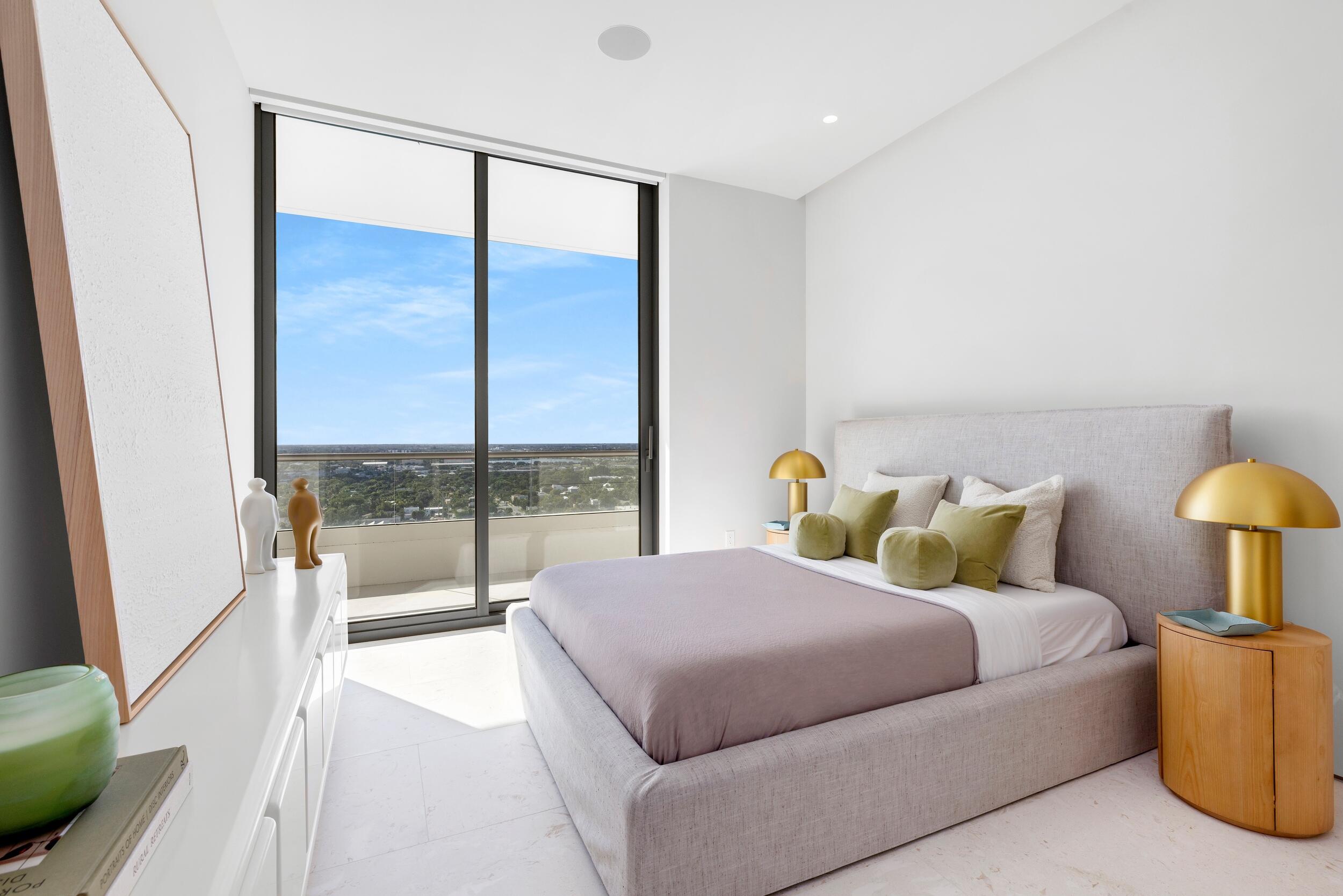 La Clara - Residential