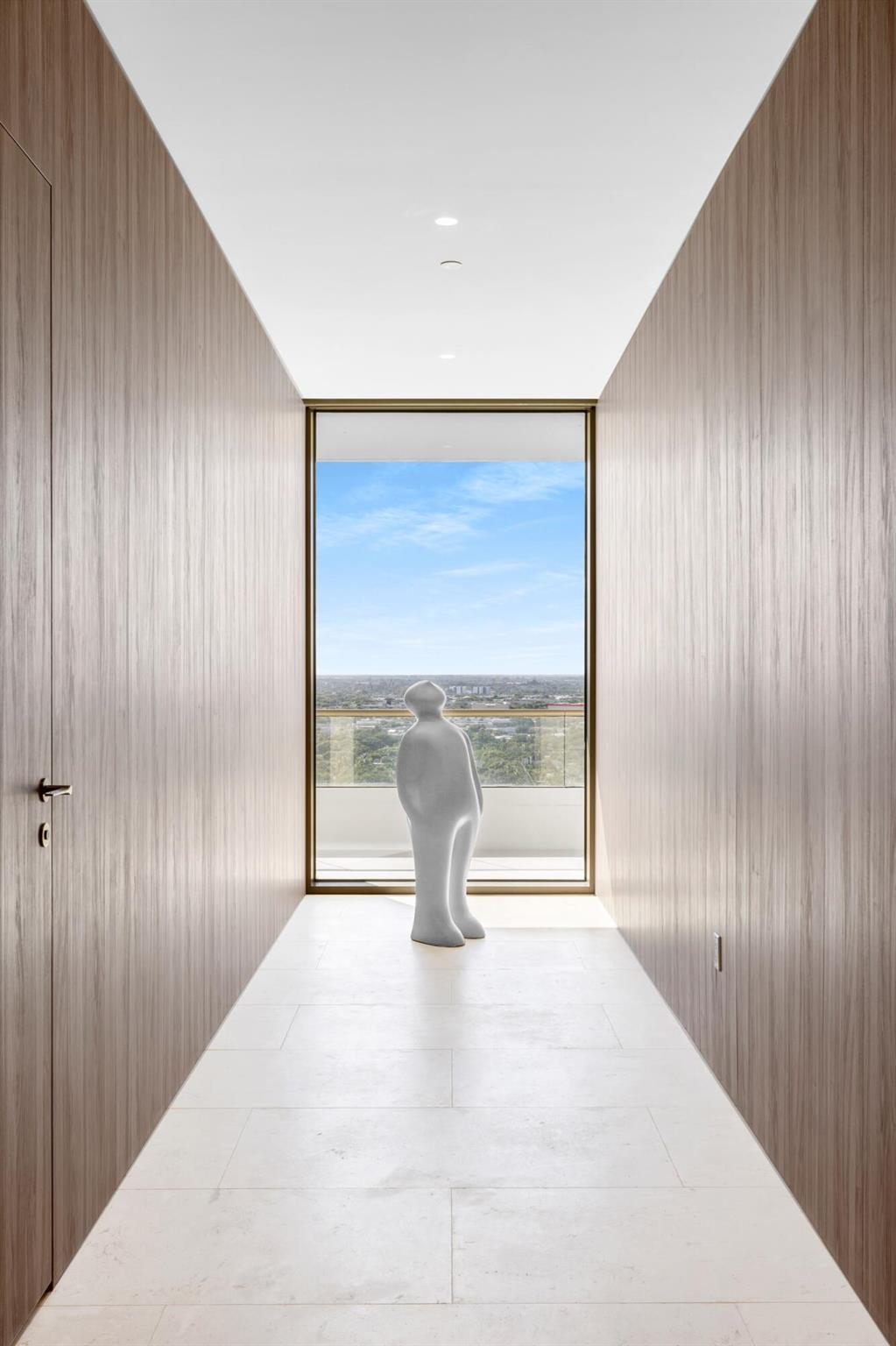 La Clara - Residential