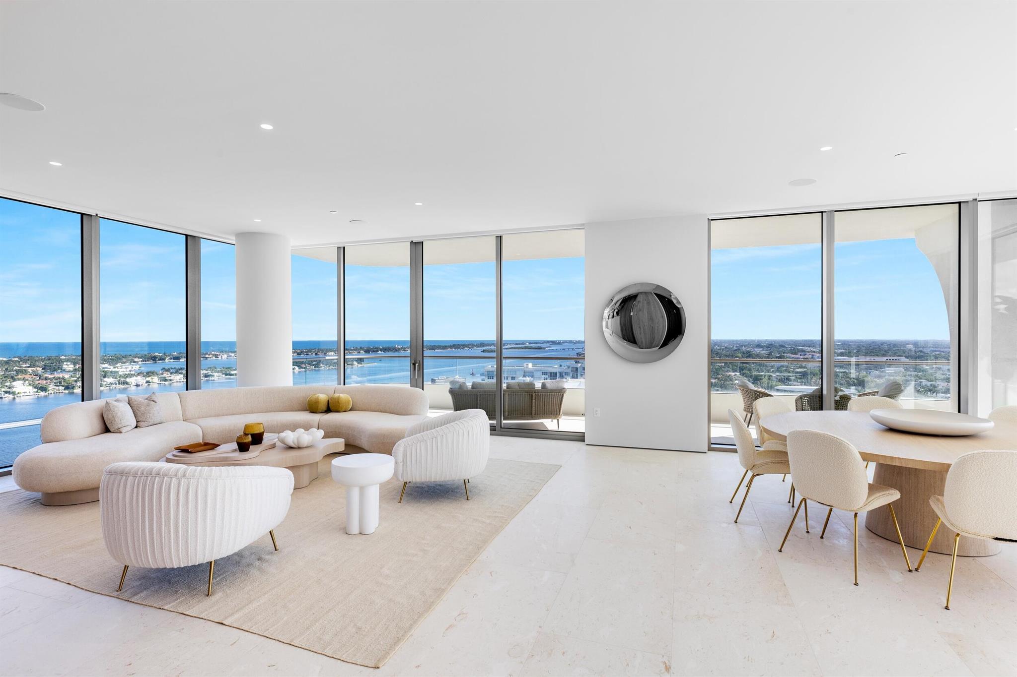 La Clara - Residential