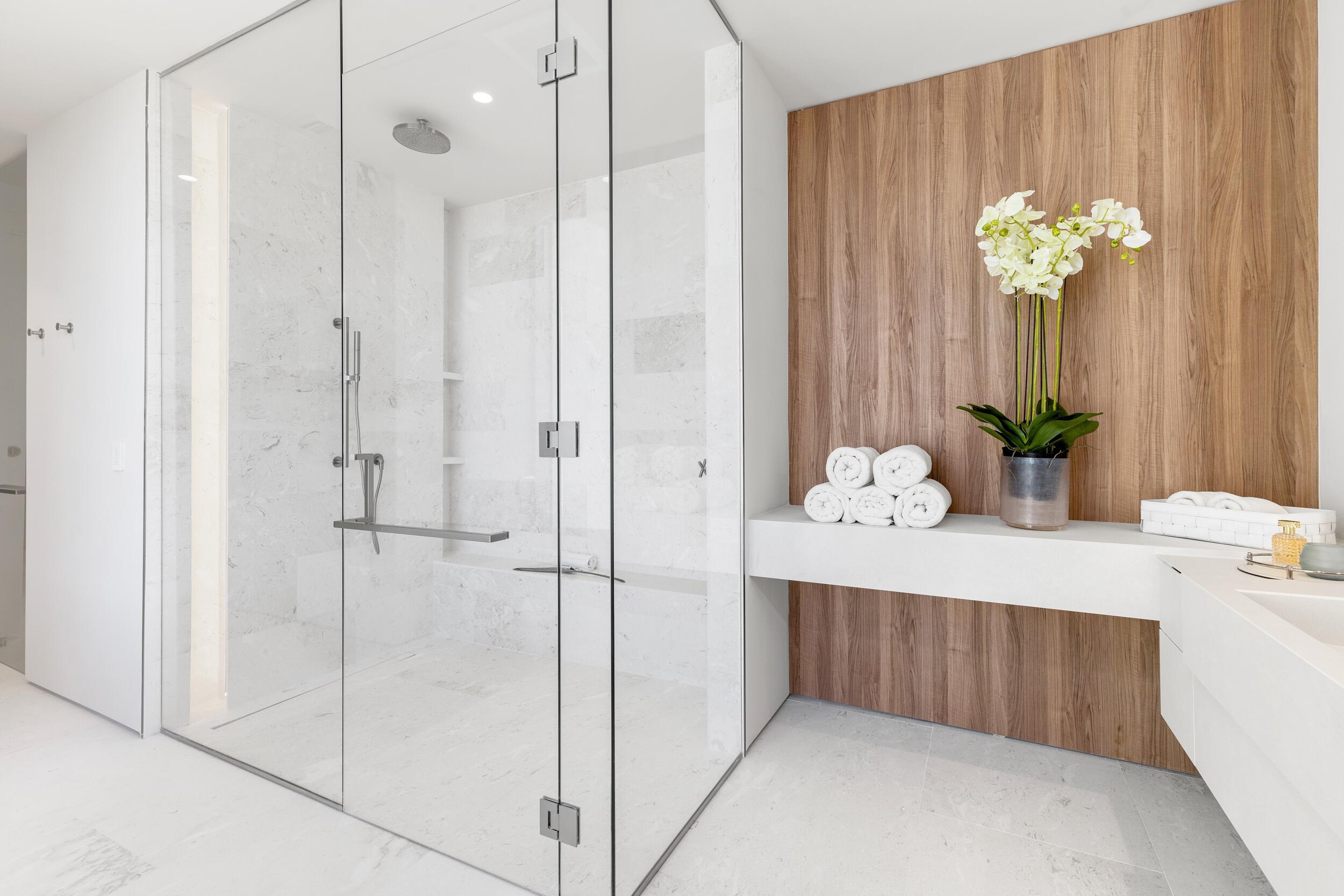 La Clara - Residential