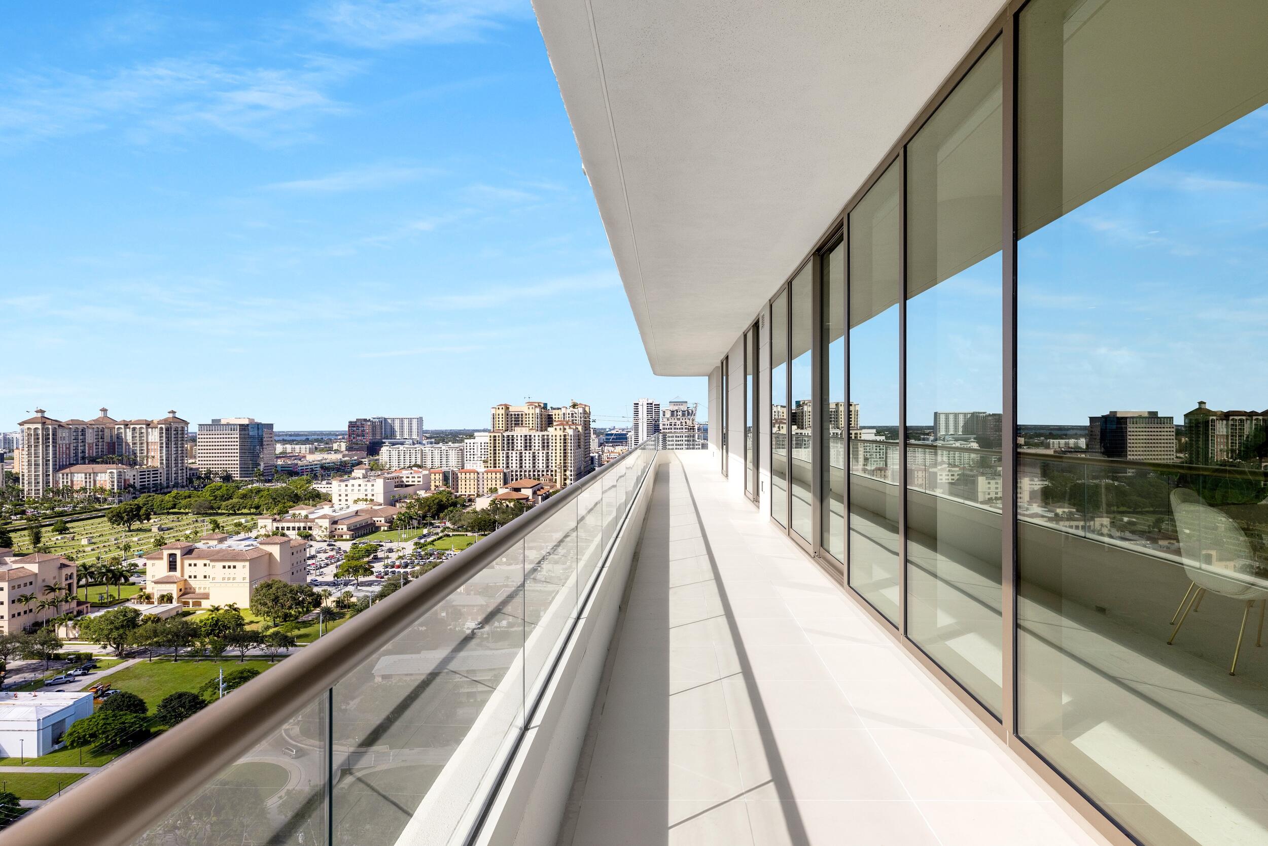 La Clara - Residential